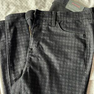 NWT Torrid Black Patterned SuperSoft Sky High Skinny 12R
